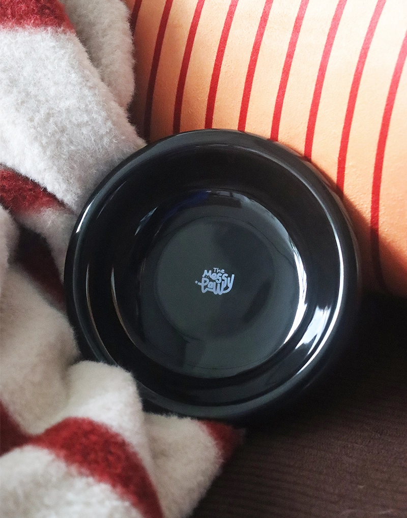 HALO HANDMADE SHALLOW CERAMIC PET BOWL