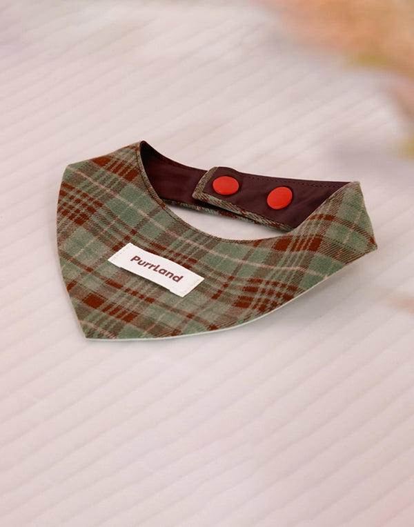 GreenCheck Bandana Bib – Stylish Drool Protection for Cats & Dogs