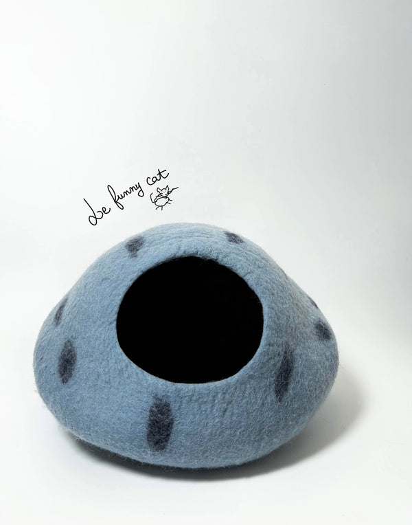 MYSTERIOUS BLUE CRYSTAL & ROTTEN PUMPKIN