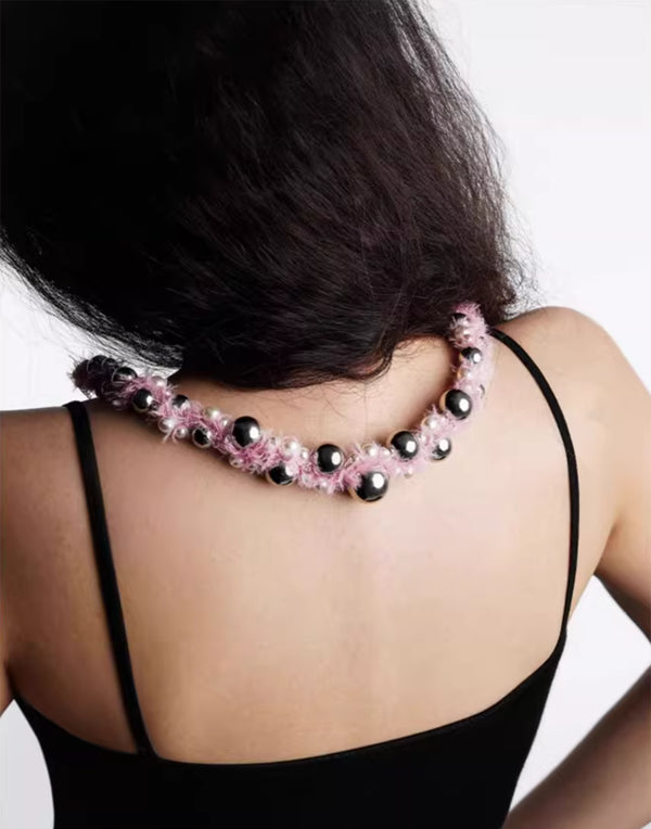 YARN BEADED NECKLACE